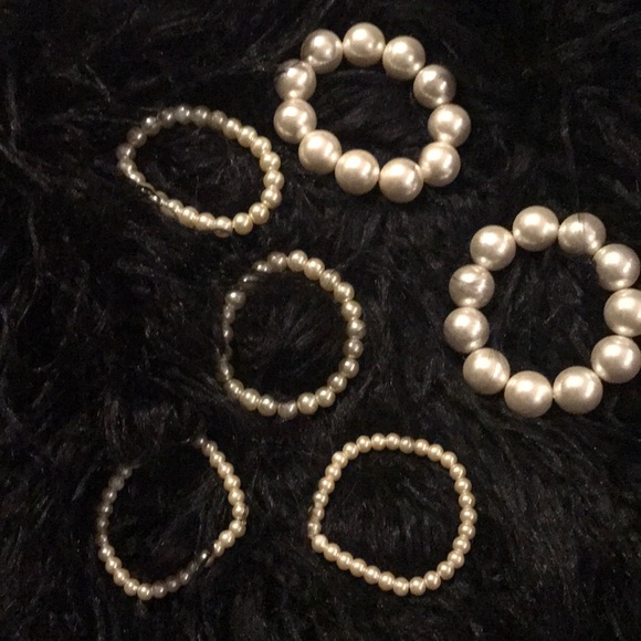 🎁 Set of 6 Bracelets 💫 - Picture 2 of 2